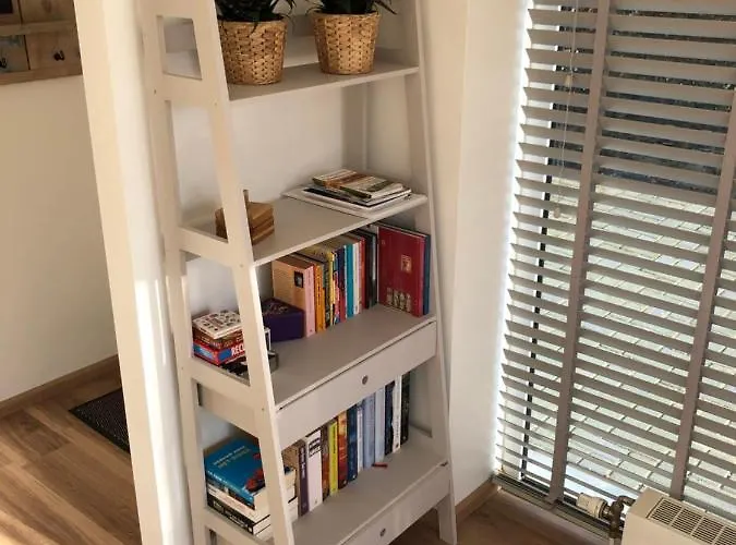 Rose Bed & Breakfast